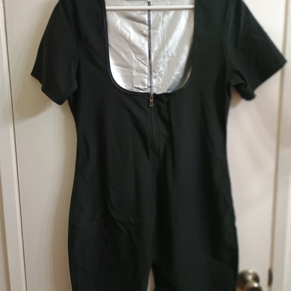 Black Short Sleeve Sweat Suit
